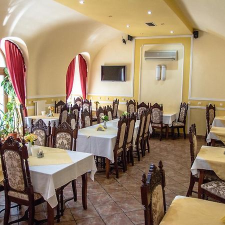 Hotel Astoria Satu Mare Eksteriør billede