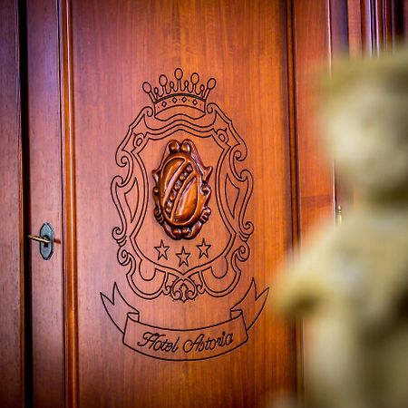Hotel Astoria Satu Mare Eksteriør billede
