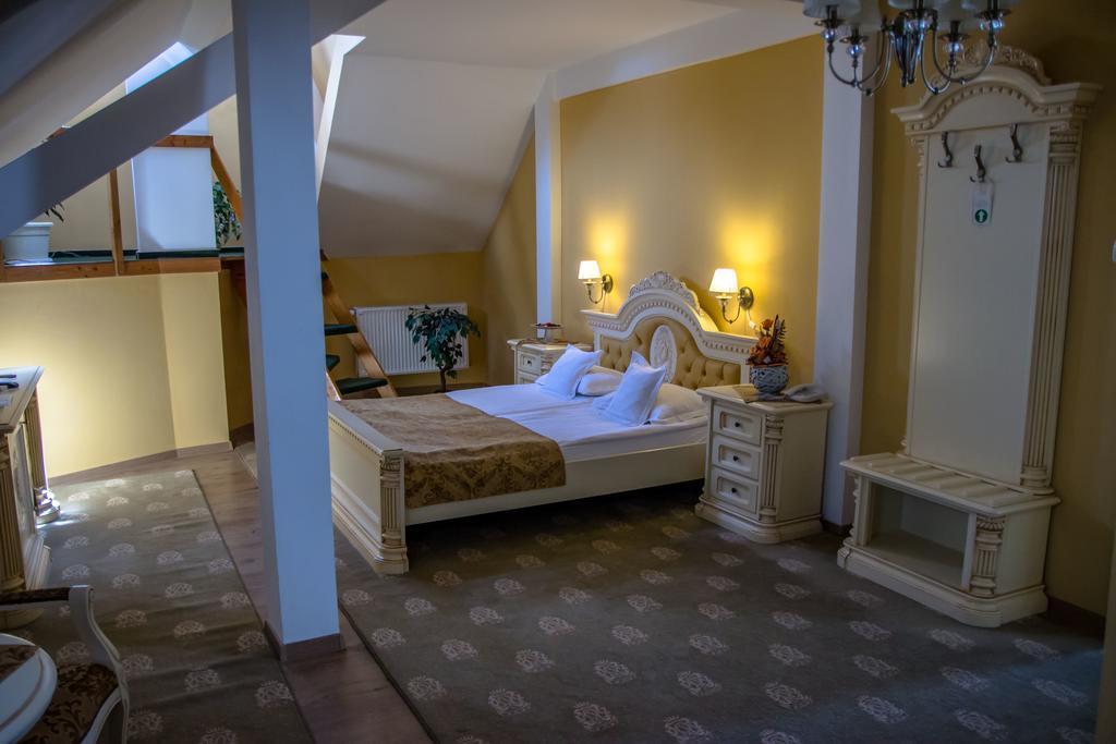 Hotel Astoria Satu Mare Eksteriør billede